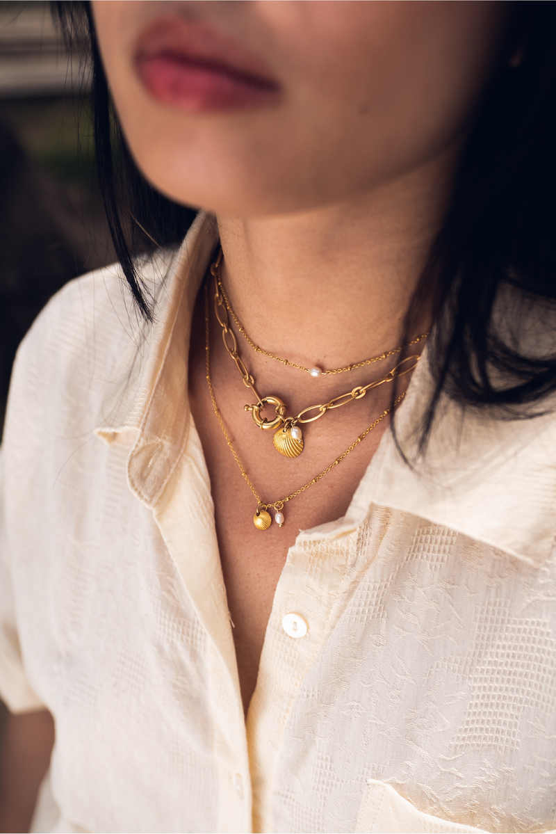 Collier Putu