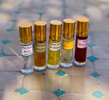 Load image into Gallery viewer, Roll-on perfumes
